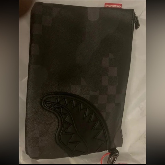 NWT Spray Ground Clutch - Picture 3 of 6